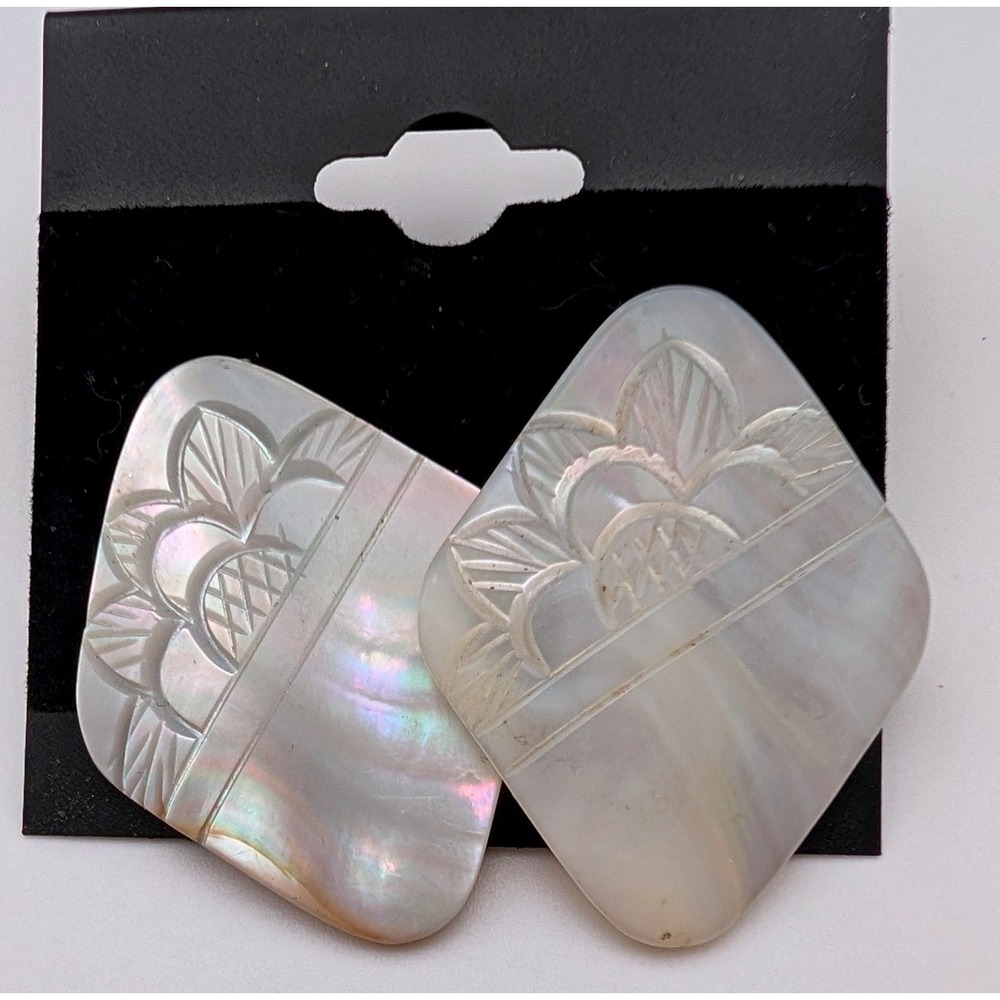 Vintage Carved Mother of Pearl Floral Stud Earrings Iridescent Shell Diamond